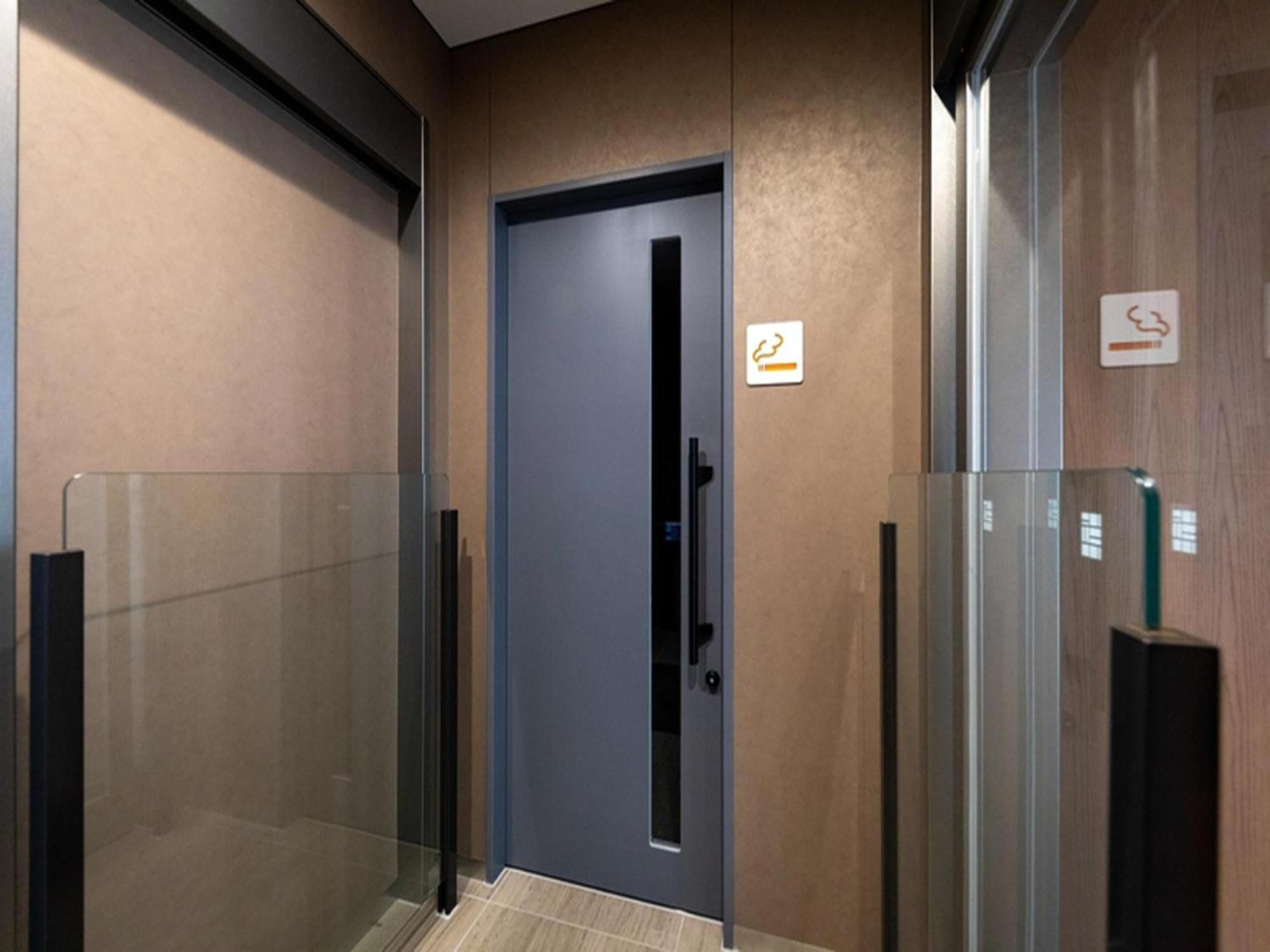 Nishitetsu Hotel Croom Nagoya Bagian luar foto